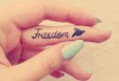 Freedom Tattoo Spruch am Finger